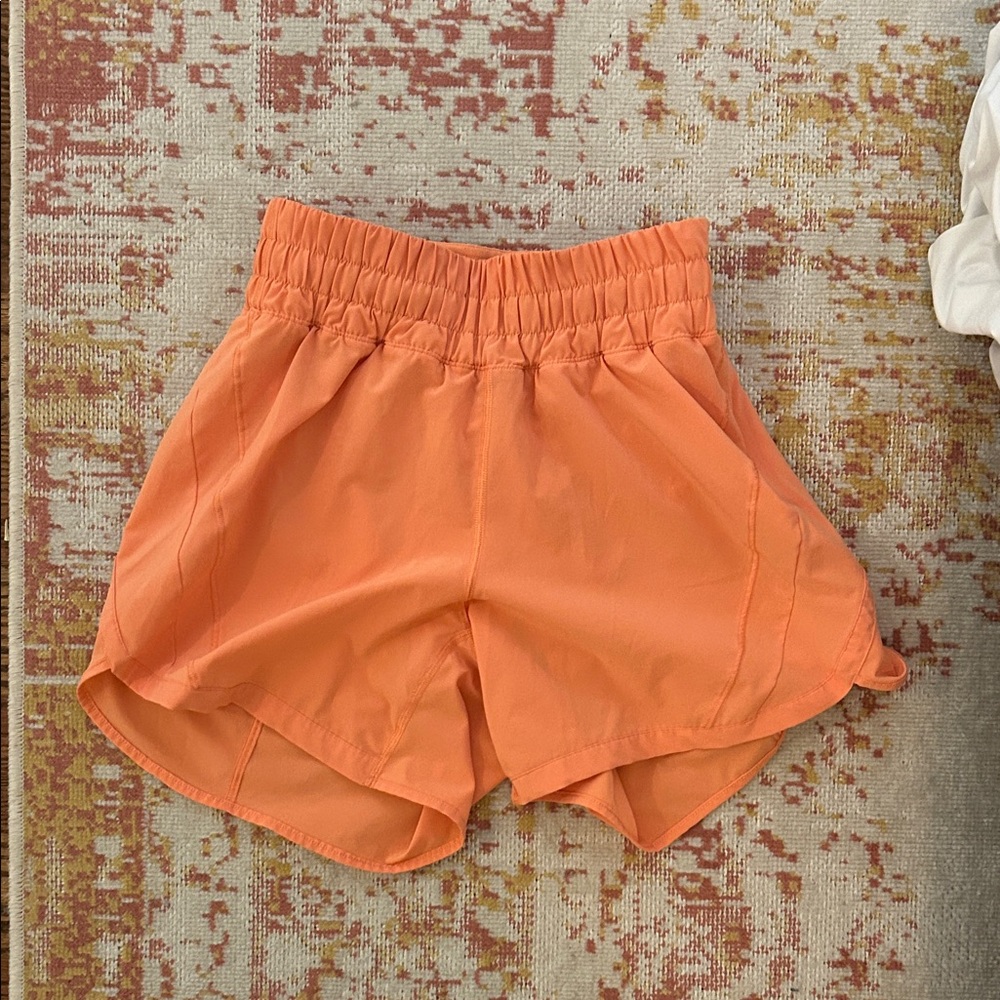 lululemon peach color shorts size 6